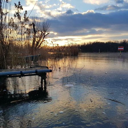 Gemuetliche Idylle Am Seddinsee Gosen Buitenkant foto