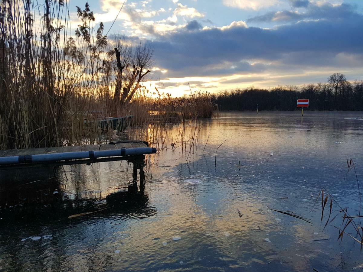Gemuetliche Idylle Am Seddinsee Gosen Buitenkant foto